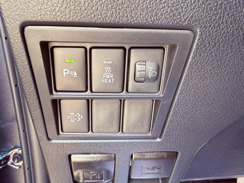 TOYOTA Hilux VUL d’occasion à vendre à MANOSQUE chez AIX AUTOMOBILES (Photo 12)