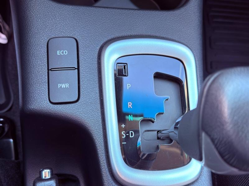 TOYOTA Hilux VUL d’occasion à vendre à MANOSQUE chez AIX AUTOMOBILES (Photo 13)