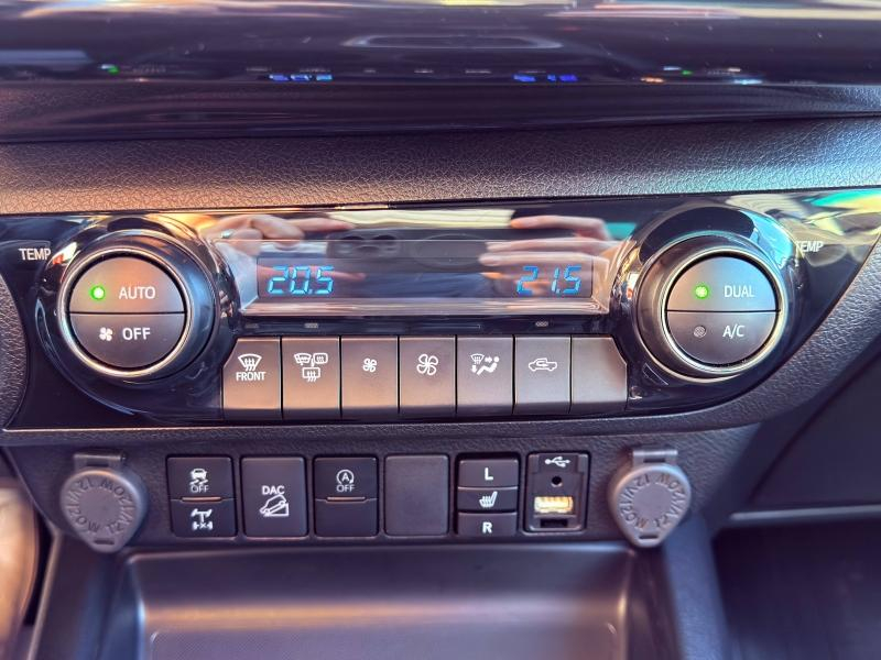 TOYOTA Hilux VUL d’occasion à vendre à MANOSQUE chez AIX AUTOMOBILES (Photo 15)