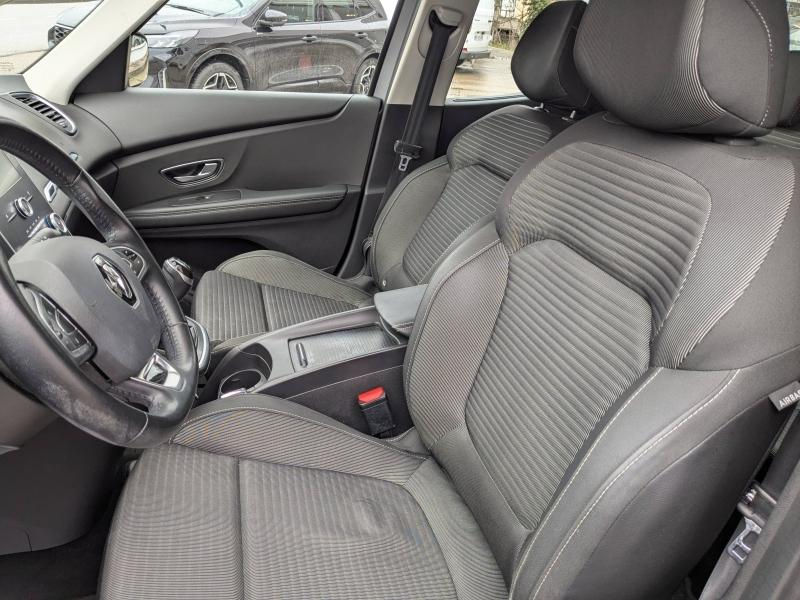 RENAULT Grand Scenic d’occasion à vendre à MANOSQUE chez AIX AUTOMOBILES (Photo 9)