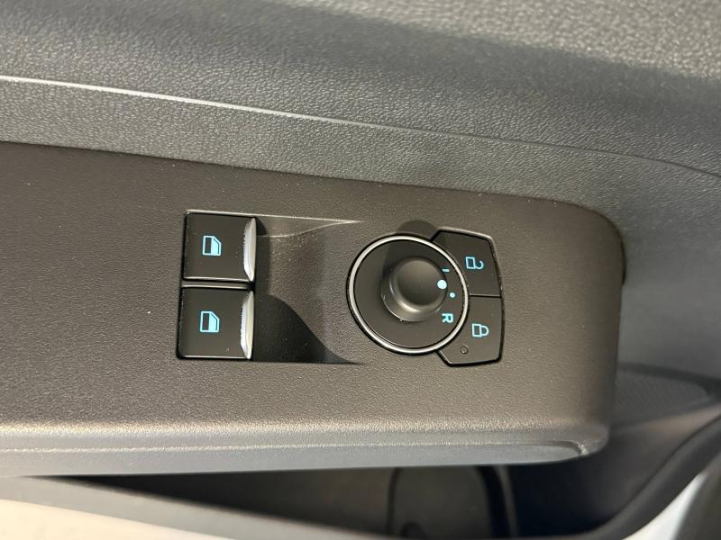 FORD Transit Courier VUL d’occasion à vendre à MANOSQUE chez AIX AUTOMOBILES (Photo 6)