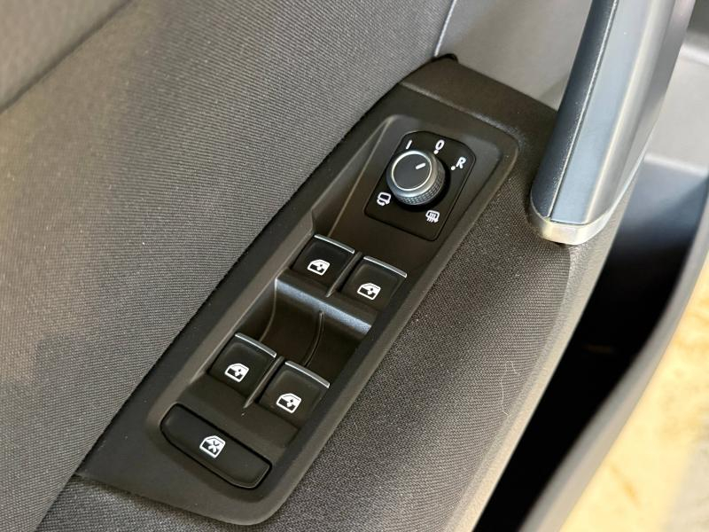 VOLKSWAGEN Touran d’occasion à vendre à MANOSQUE chez AIX AUTOMOBILES (Photo 8)